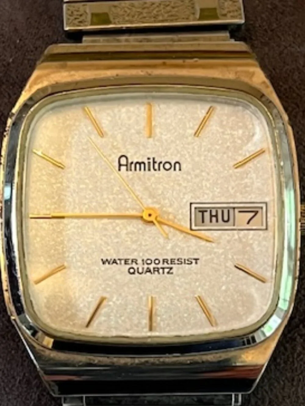 ARMITRON | Silver-tone Steel Stretch Band Men's Watch Classic-NEW Battery